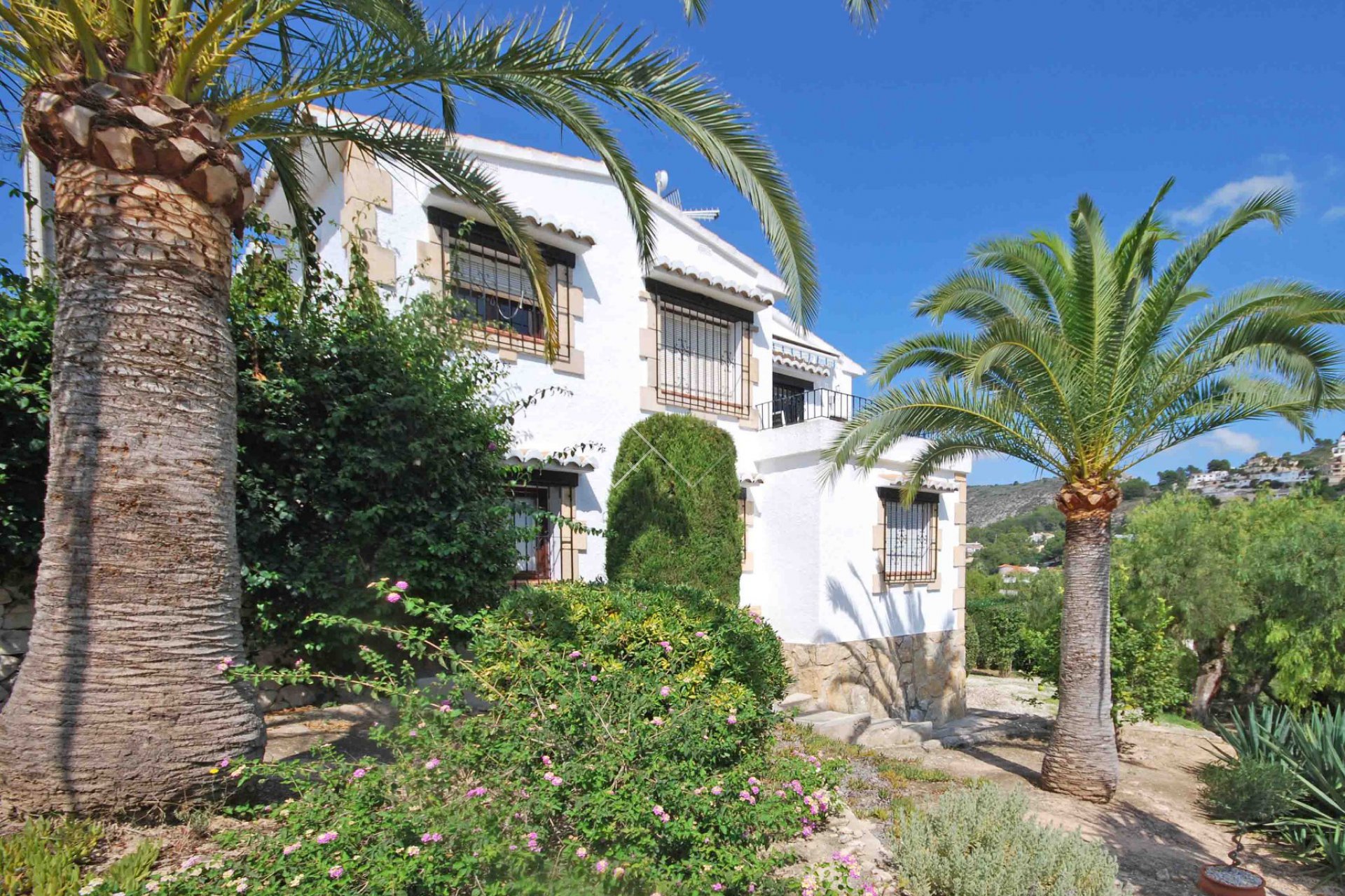 mediterranean villa - Attached villa for sale near El Portet, Moraira
