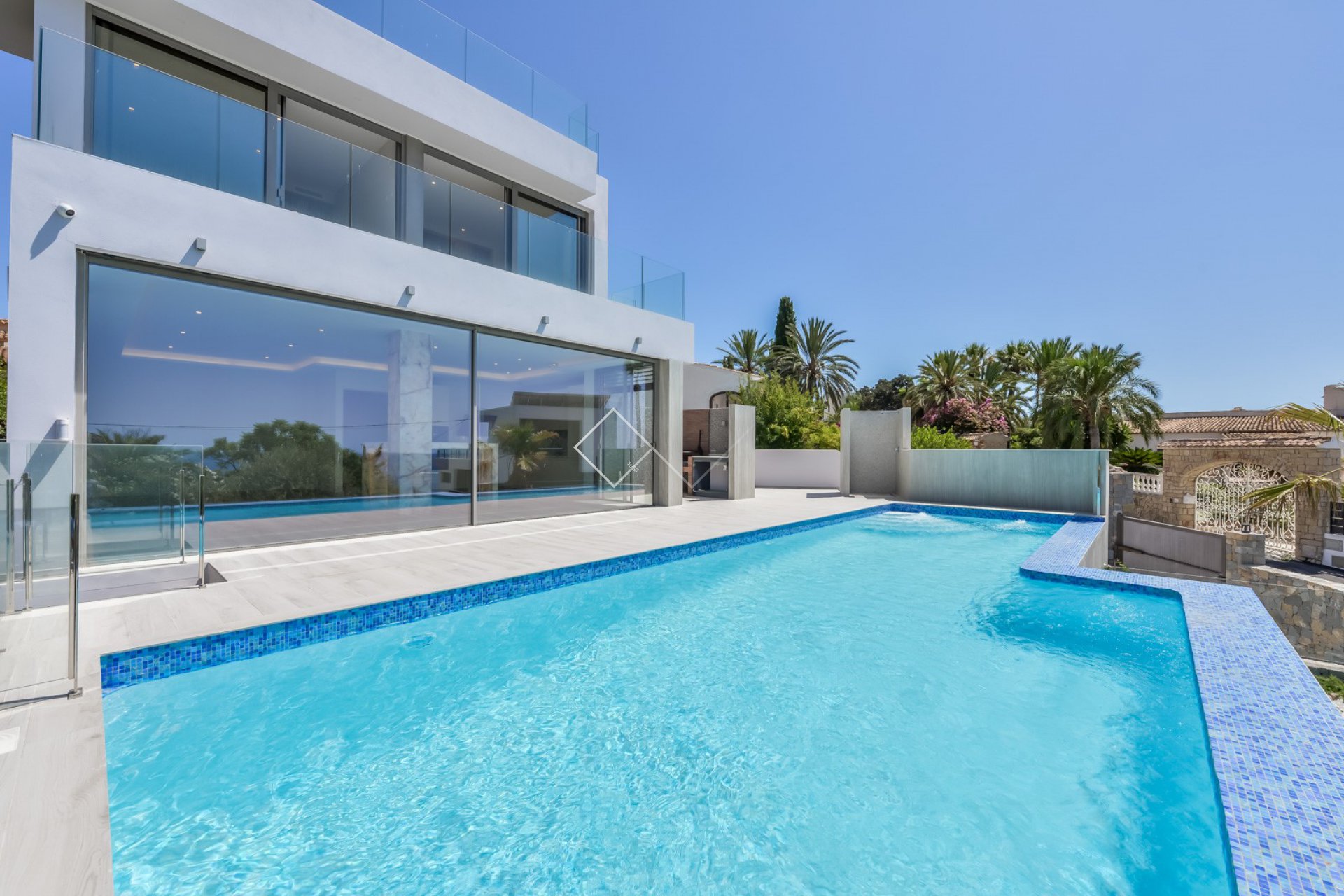 ready to move in - Impressive finished new build villa for sale in Calpe