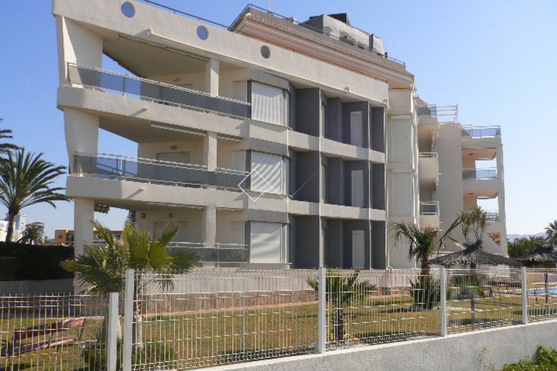 Resale - Apartment / Flat - Denia - Las Marinas