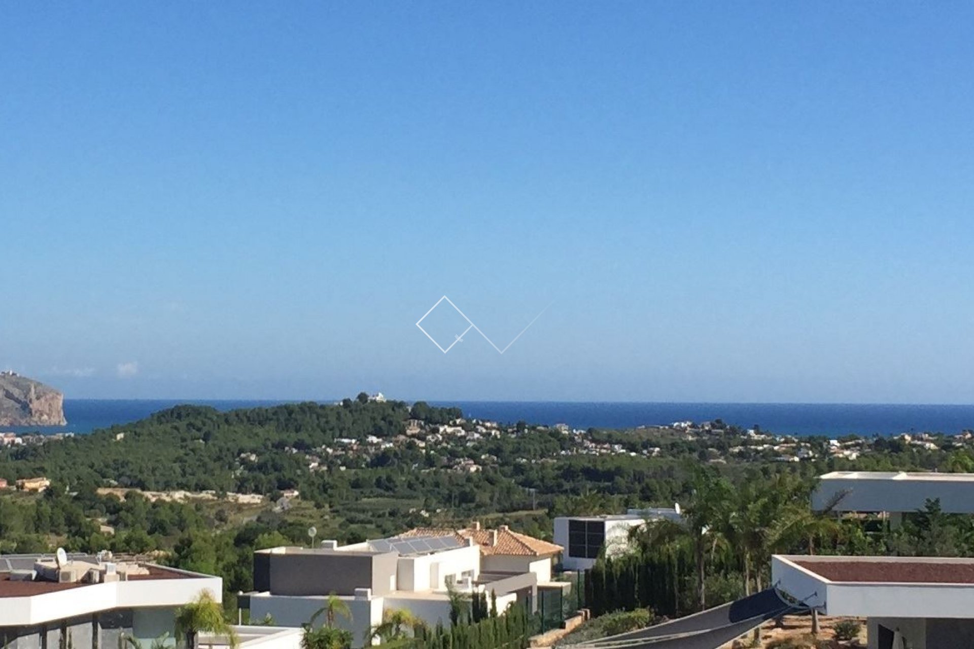 -vue panoramique sur la mer luxueuse villa moderne avec piscine et vue sur la mer à Javea