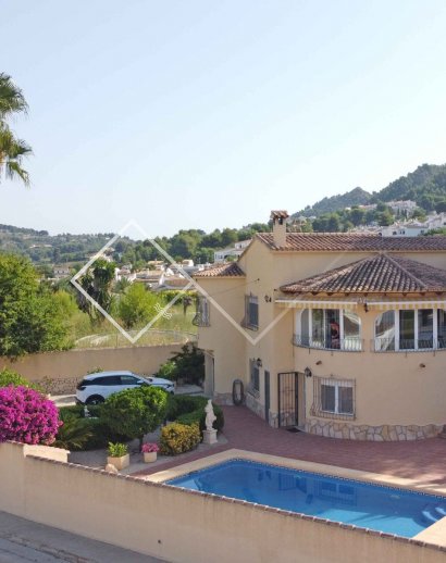 Very good villa for sale in Moraira - Villotel