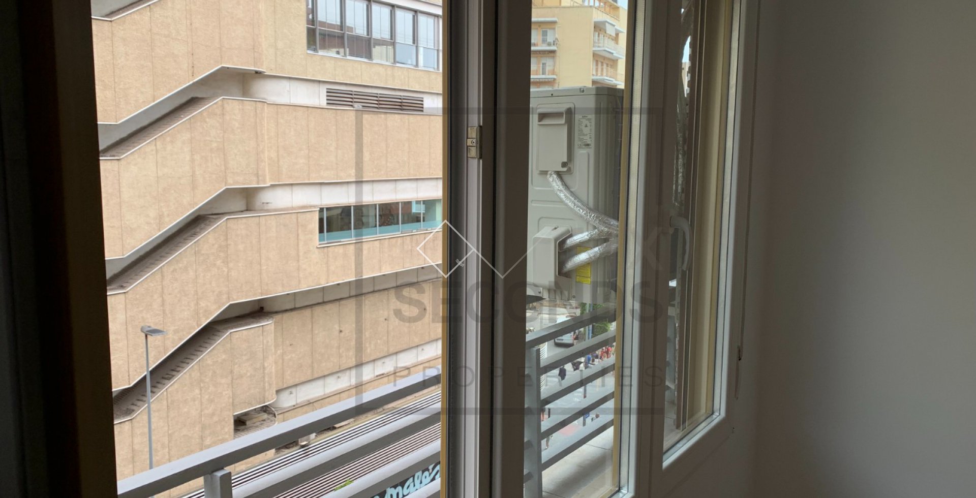  - Appartement / Wohnung - Alicante - Centro