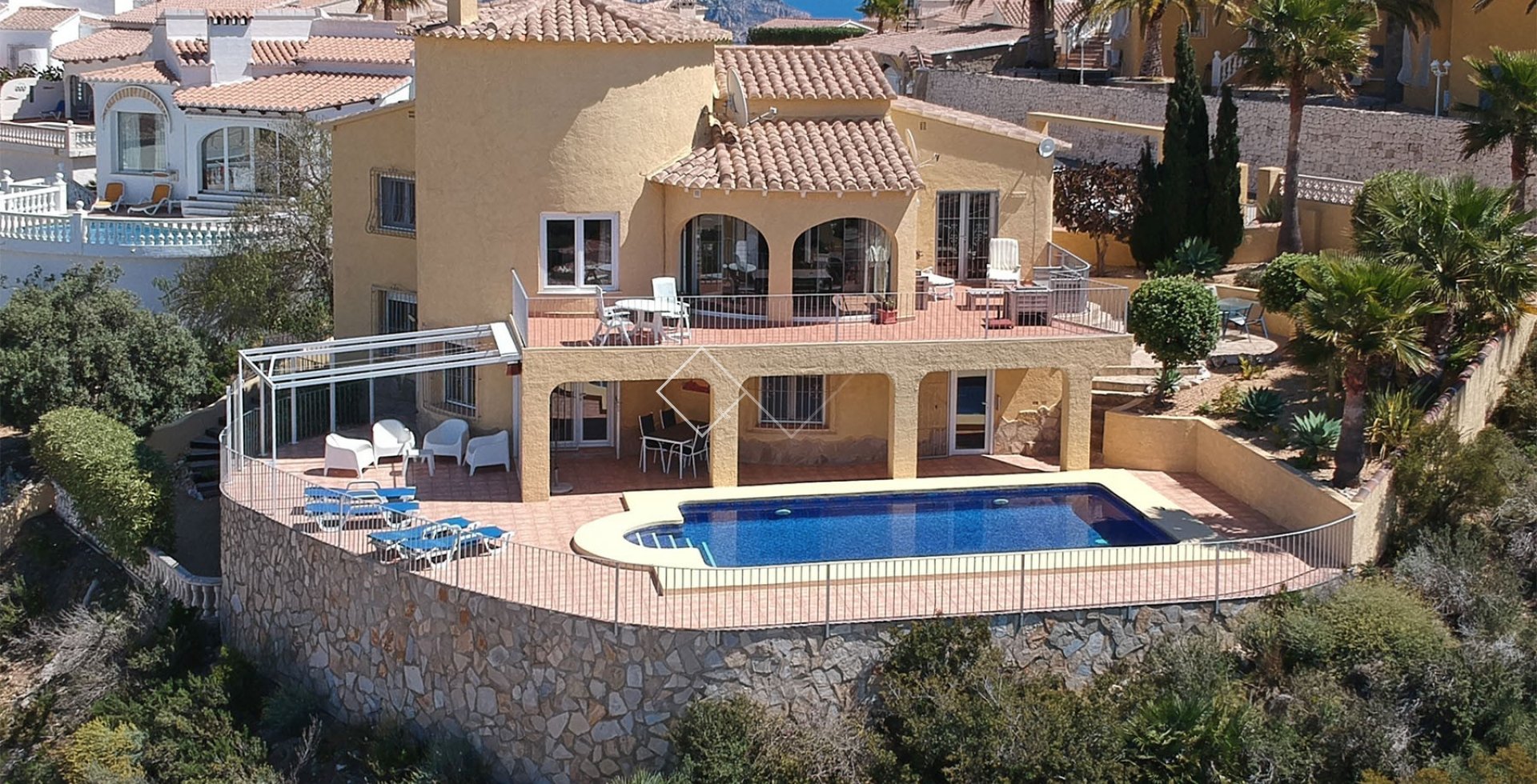 Villa traditionnelle avec piscine - Villa familiale à vendre avec vue panoramique sur la mer à Benitachell