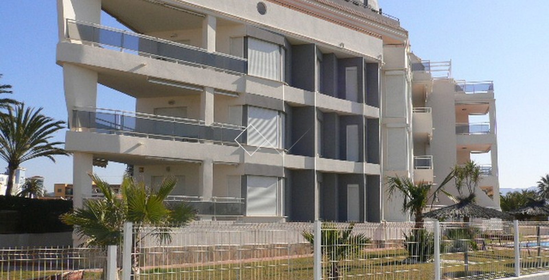 Resale - Apartment / Flat - Denia - Las Marinas