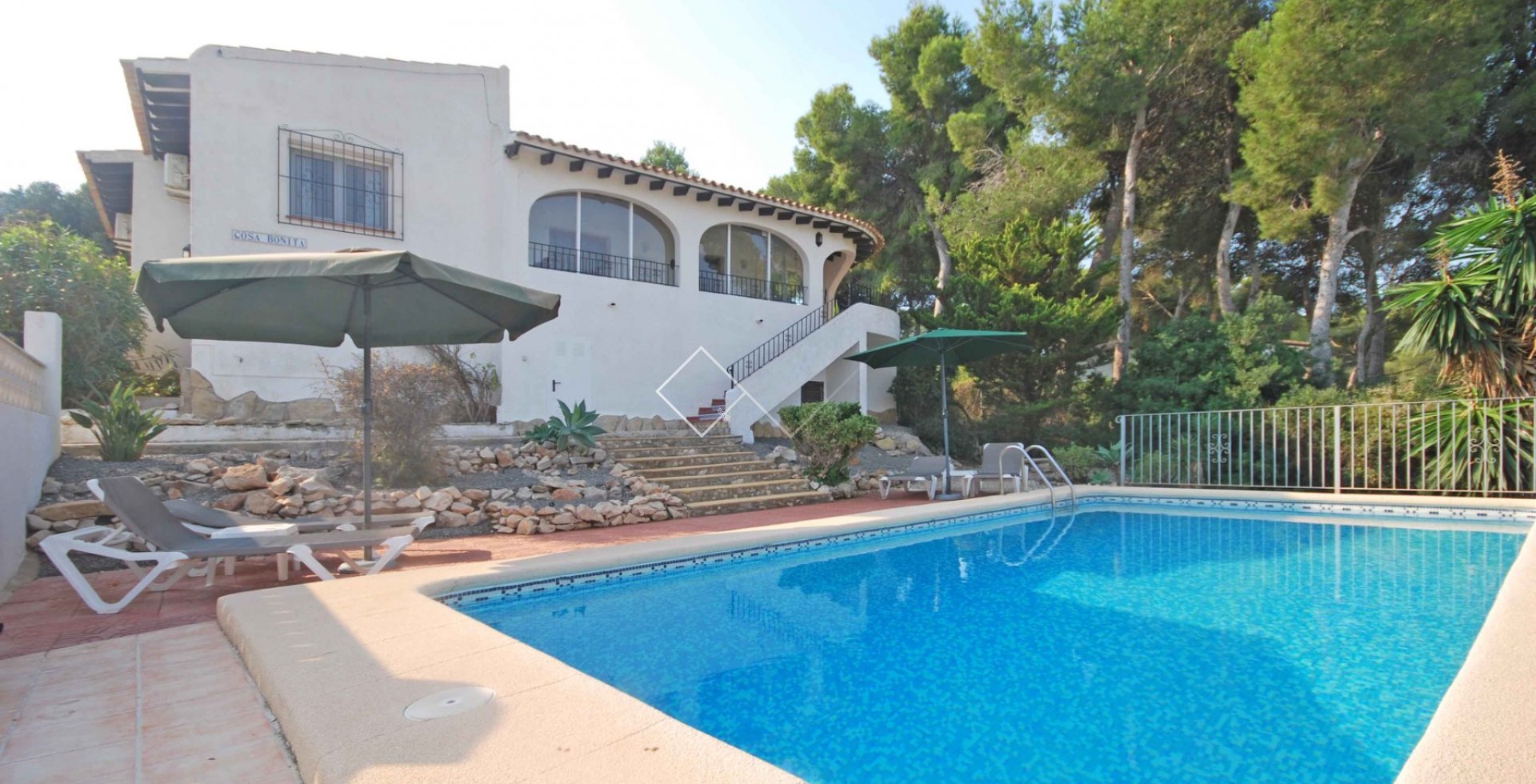 Charmante Villa mit schöner Aussicht zum Verkauf, Moraira