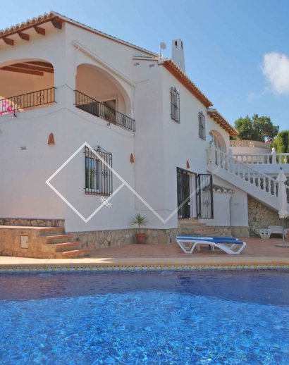 ​Schöne Villa zum Verkauf in Moraira