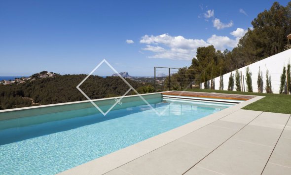 Pool und Ausblick - Wunderschöne moderne Villa mit Meerblick in Richtung El Portet und Calpe