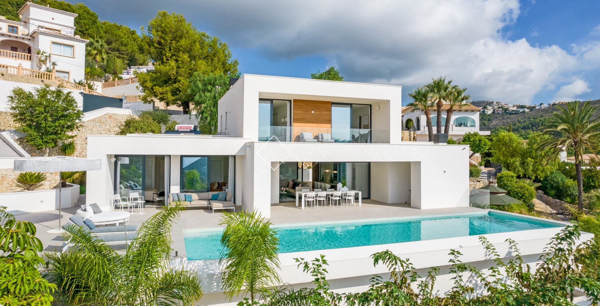 Villa moderne avec vue sur la mer à vendre à El Portet Moraira