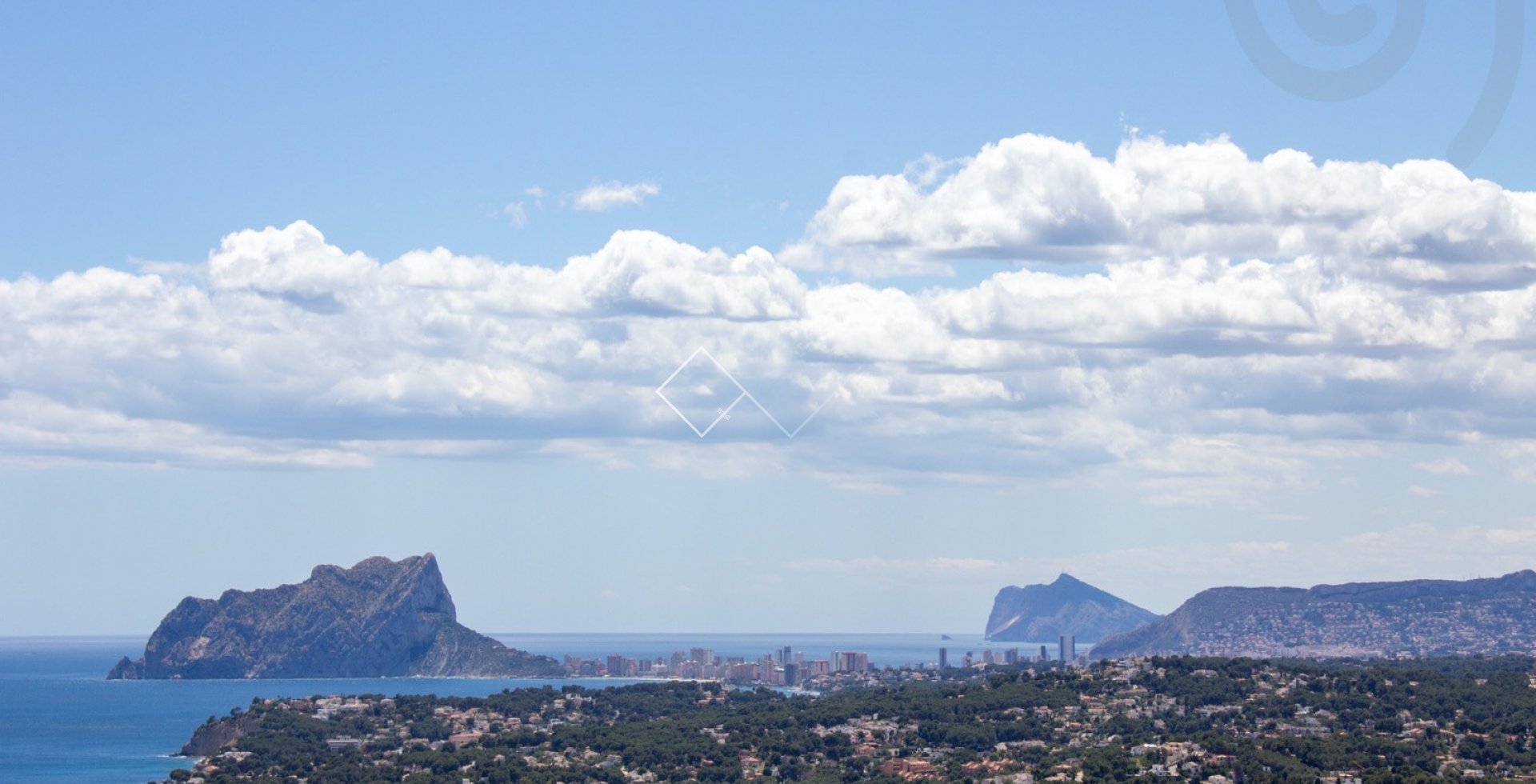 vistas al mar y la montaña - Villa en venta en Moraira con bonitas vistas al mar
