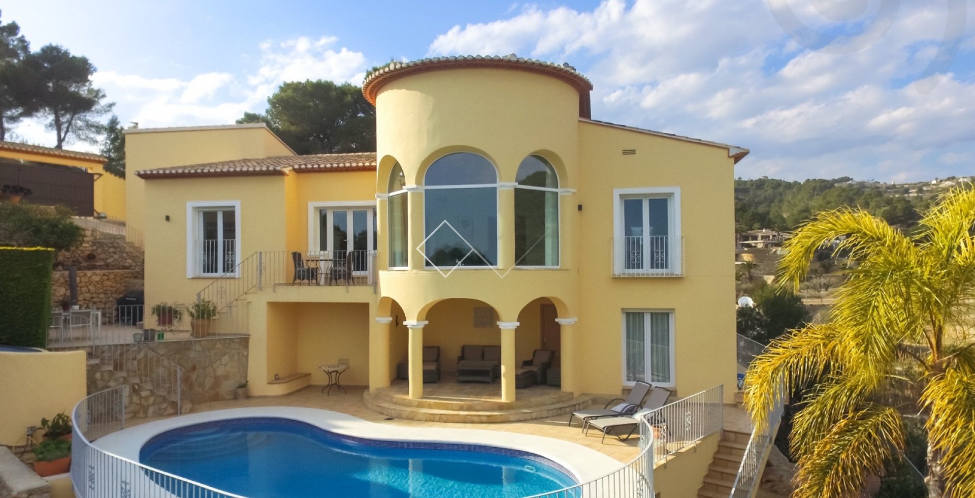 Modernisierte Villa zum Verkauf in Benissa mit schönem (Meer-)Blick 
