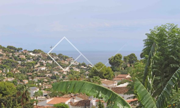 open views - Pleasant villa with sea views for sale in Benissa