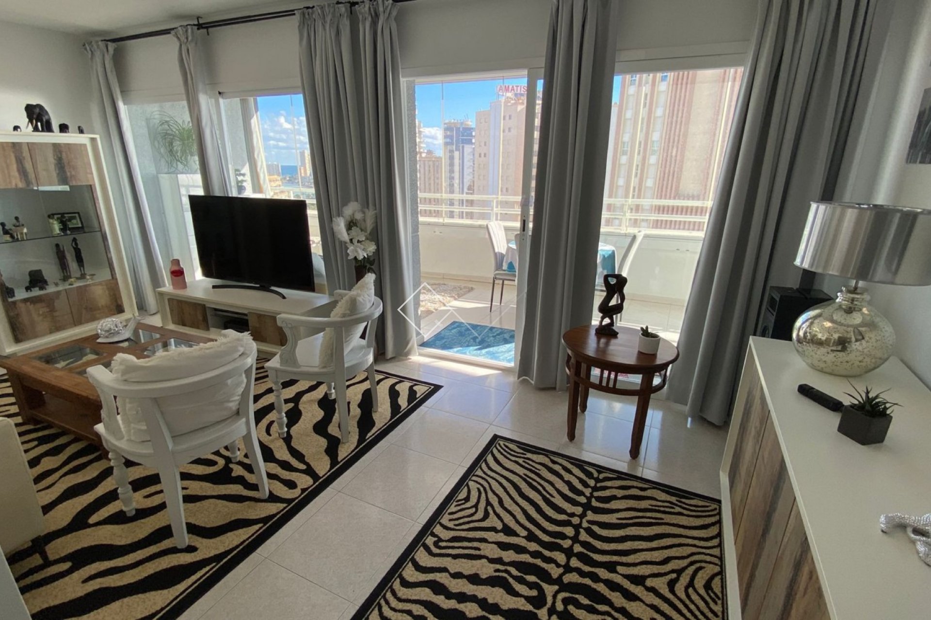  - Apartamento / Piso - Calpe - 1º  linea al mar