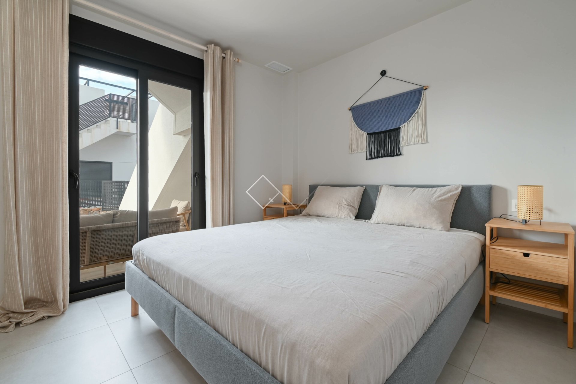  - Apartamento / Piso - Mil Palmeras