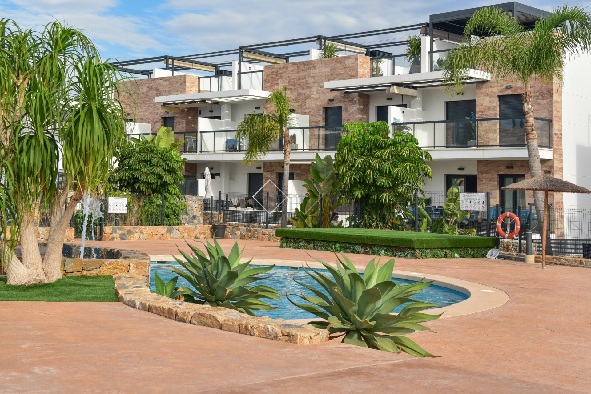  - Apartamento / Piso - Mil Palmeras