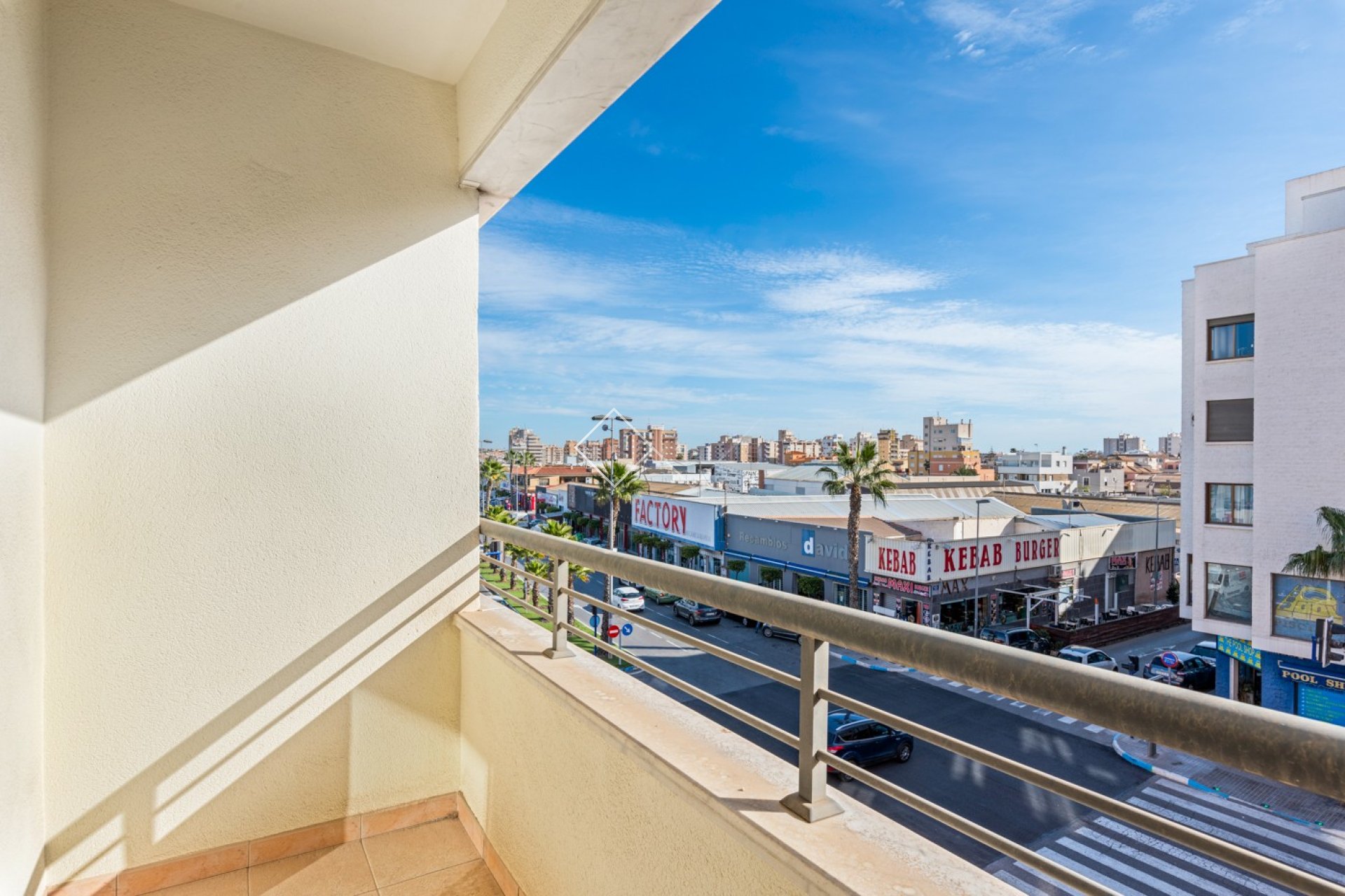  - Apartment / Flat - Torrevieja - Centro