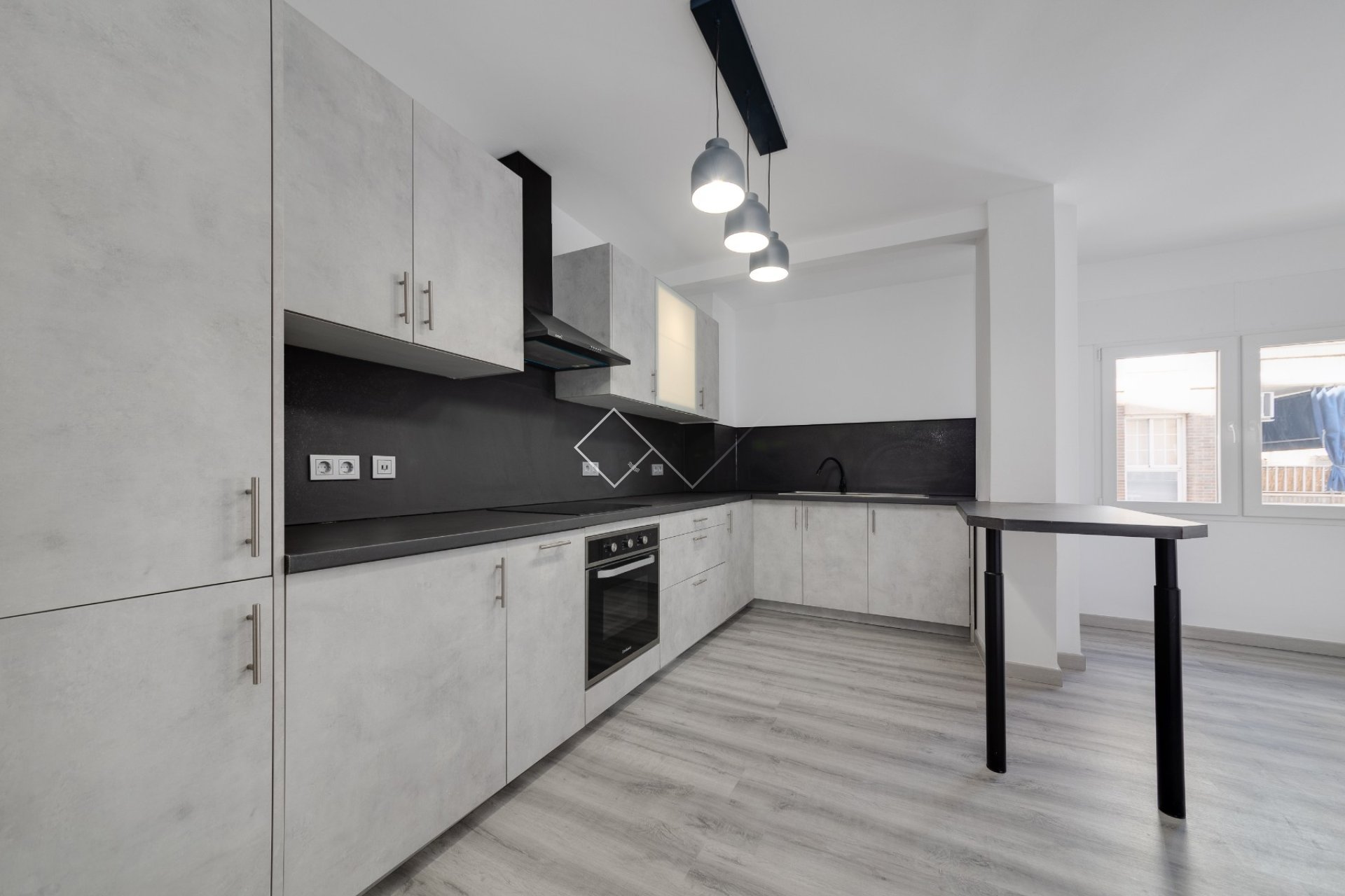  - Apartment / Flat - Torrevieja - Centro