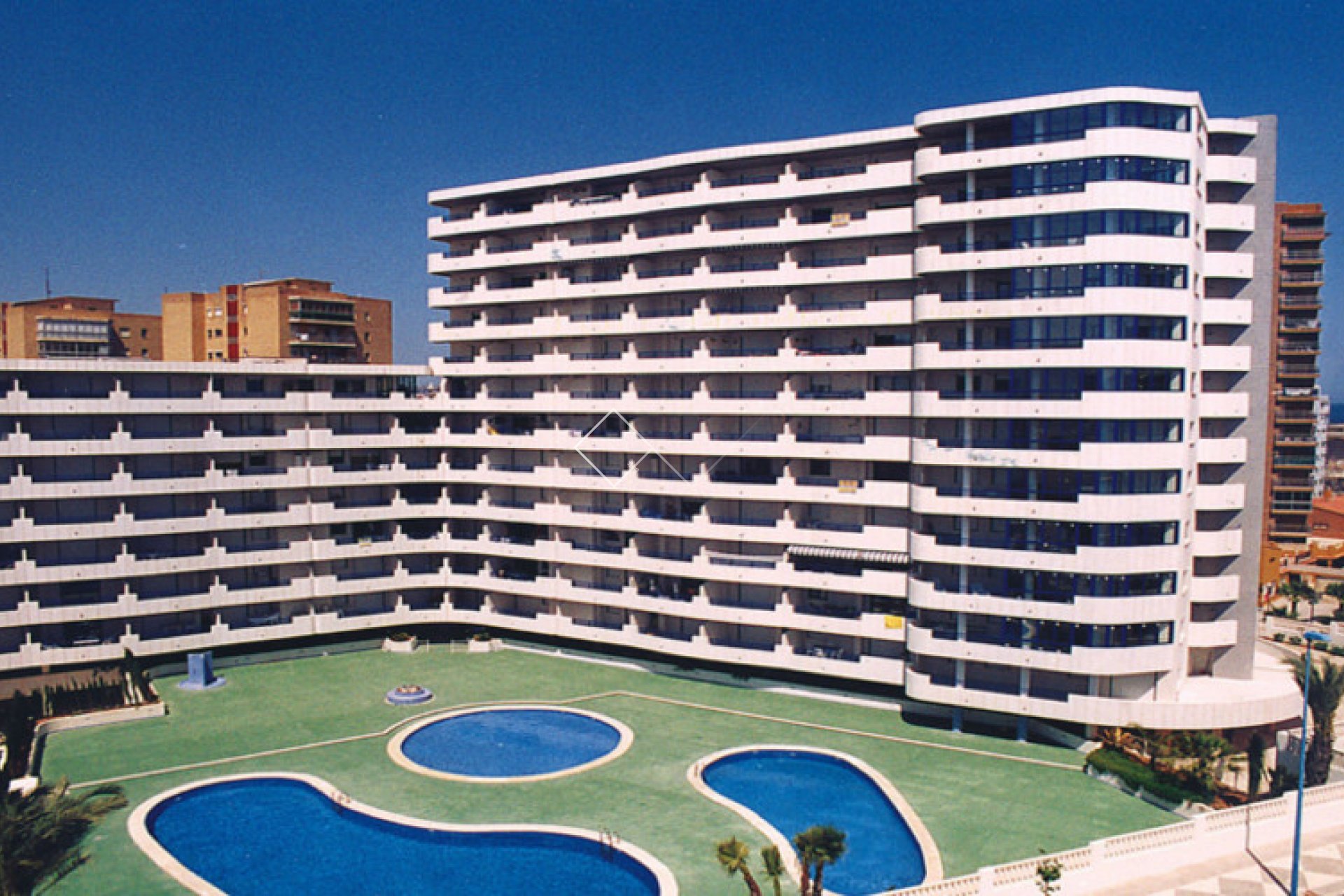 Apartment for sale in Calpe with sea and harbour views
