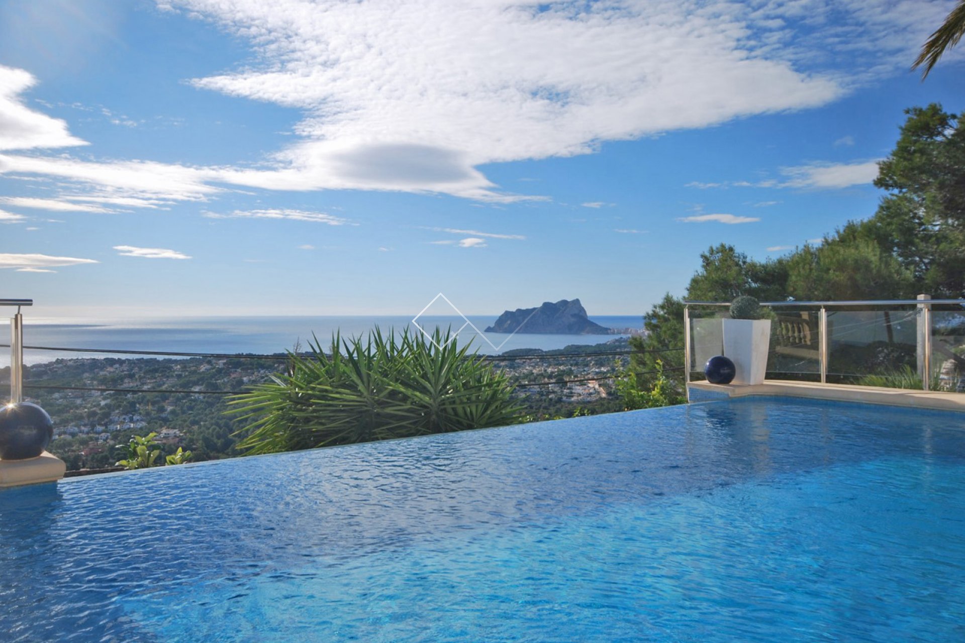 breathtaking sea views - Villa with spectacular sea views for sale in Moraira