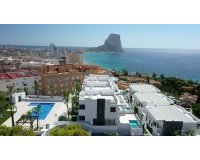 close to beach - Top villa for sale in Calpe, semi-detached with sea views