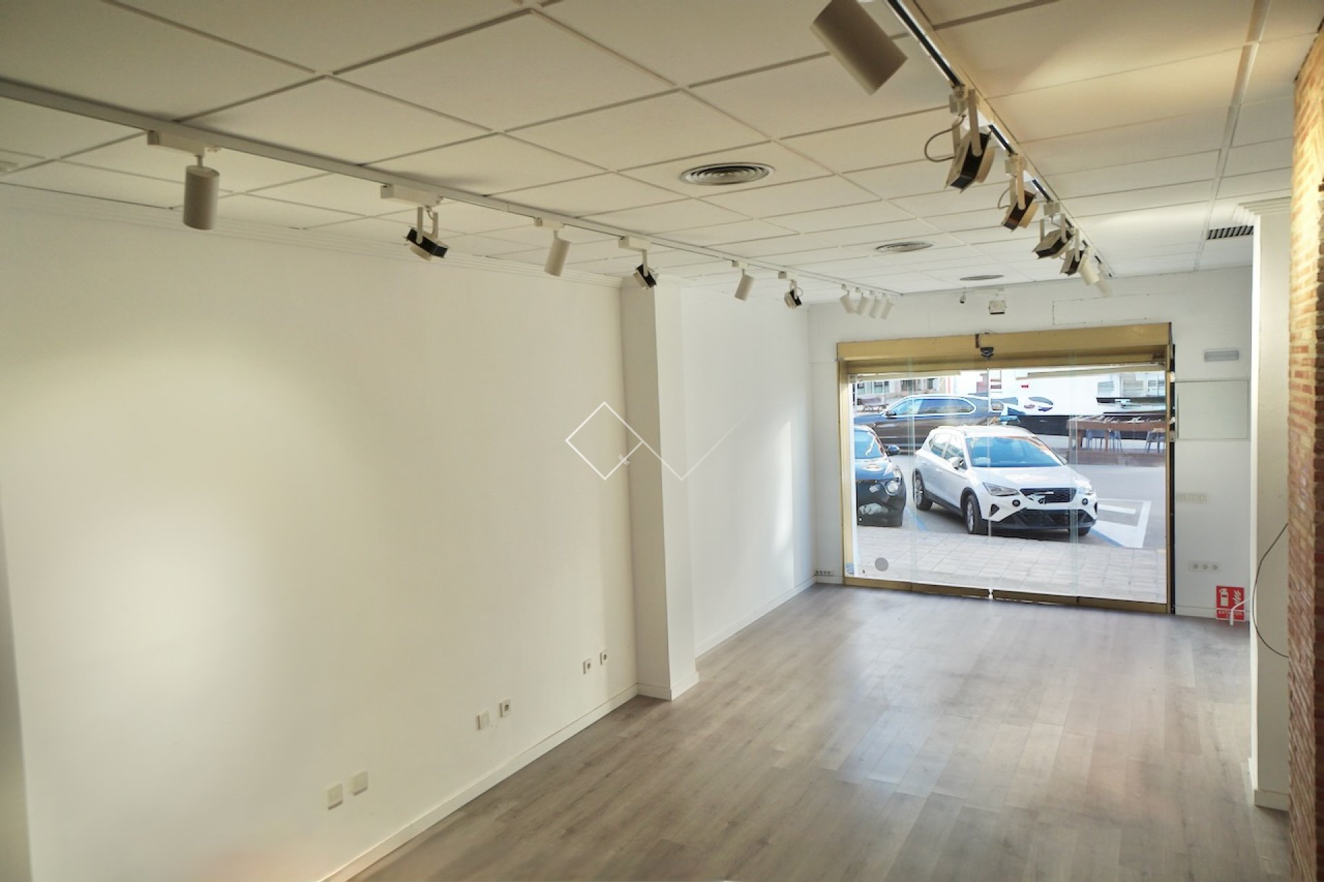  - commercial_premises - Moraira - Casco Urbano