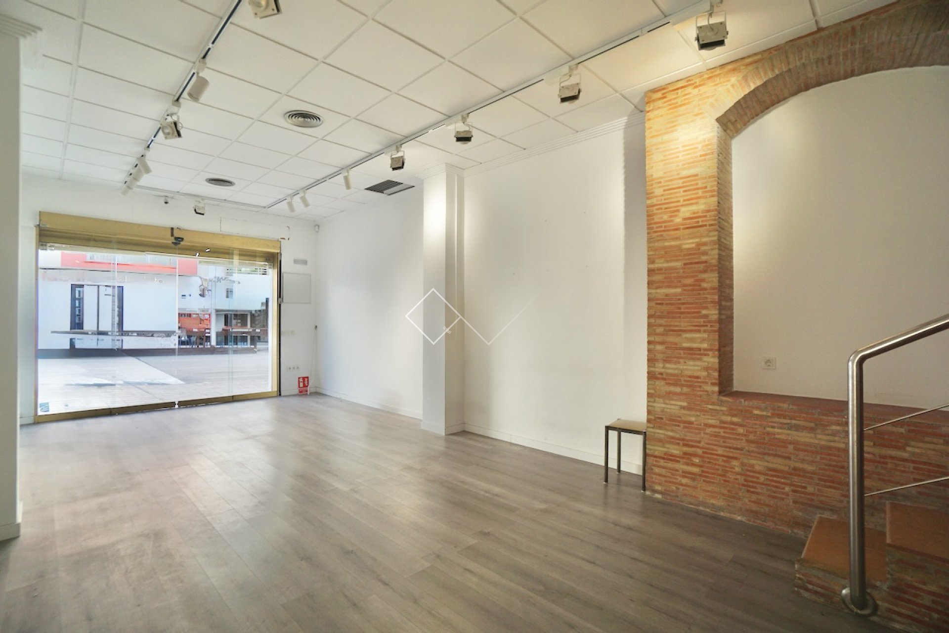  - commercial_premises - Moraira - Casco Urbano