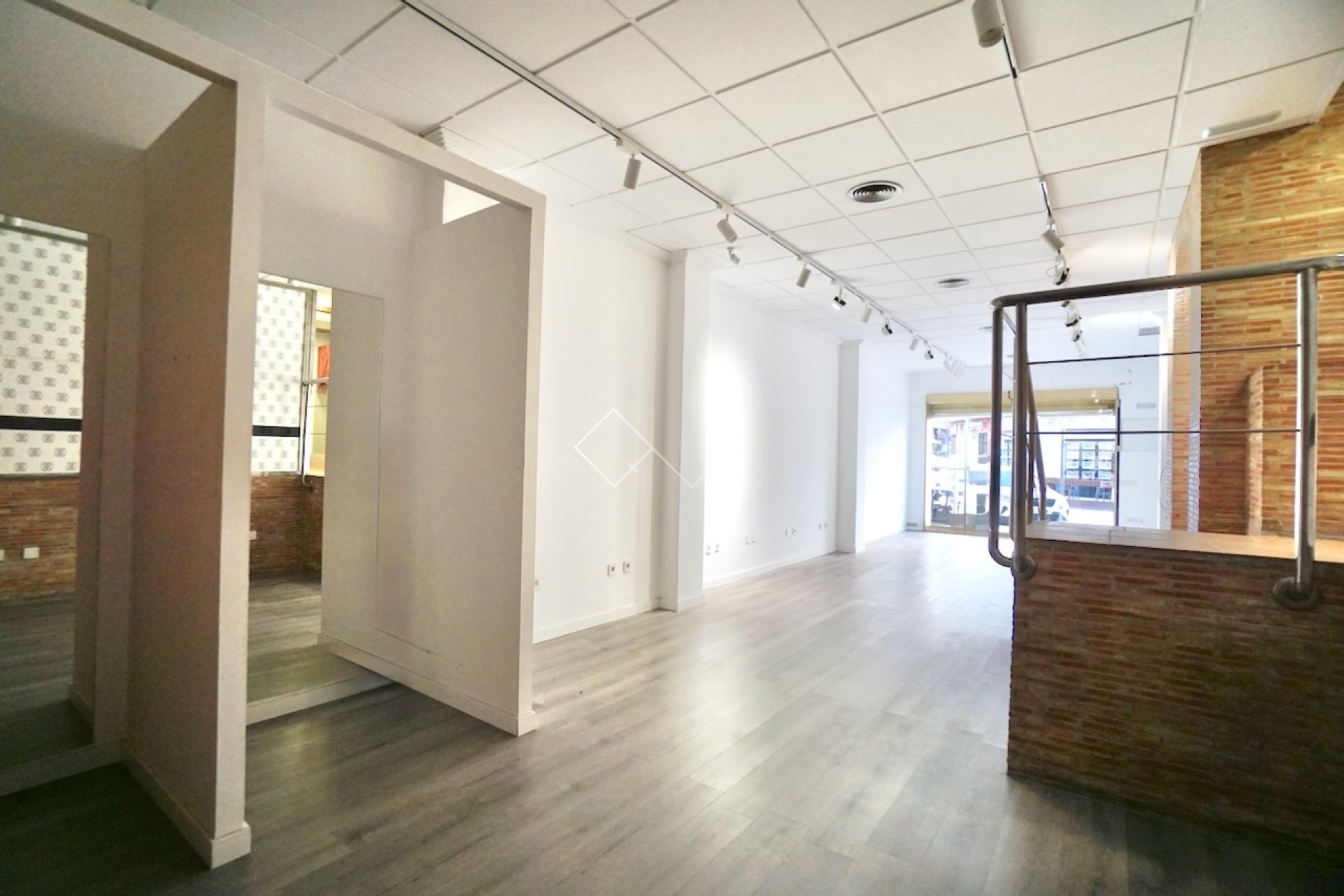  - commercial_premises - Moraira - Casco Urbano