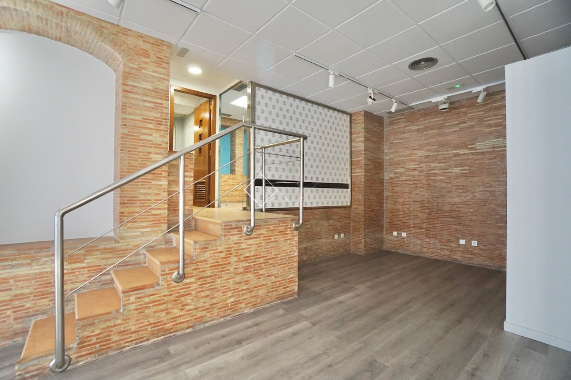  - commercial_premises - Moraira - Casco Urbano