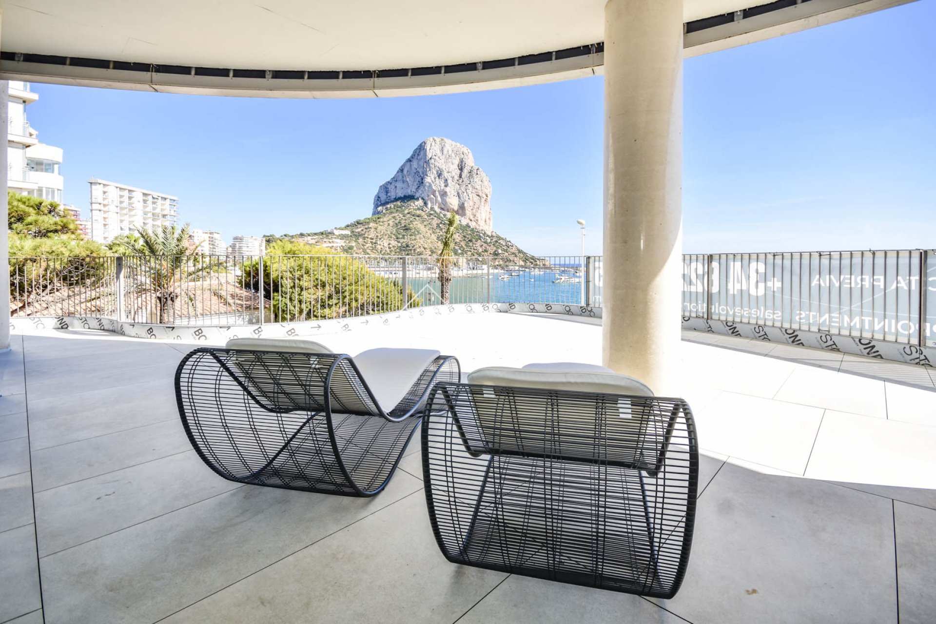 Elegant and innovative apartment complex in Calpe