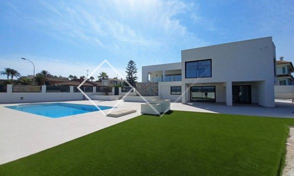 Independent villa -  - Torrevieja - Los Balcones - Los Altos del Edén