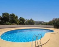kidney shaped pool - Renovated villa for sale near Moraira village. As new!