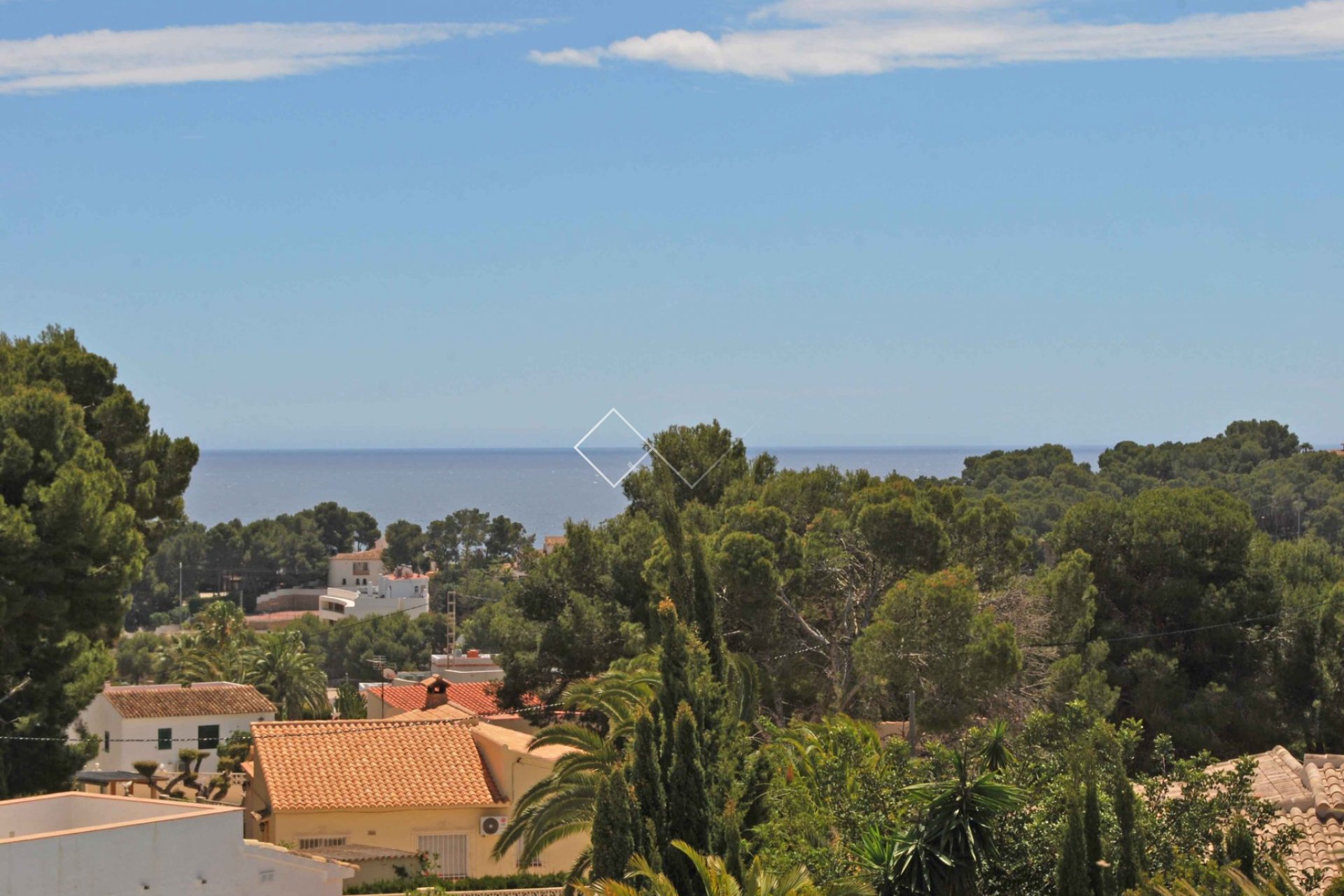Modern villa for sale in Moraira with sea views