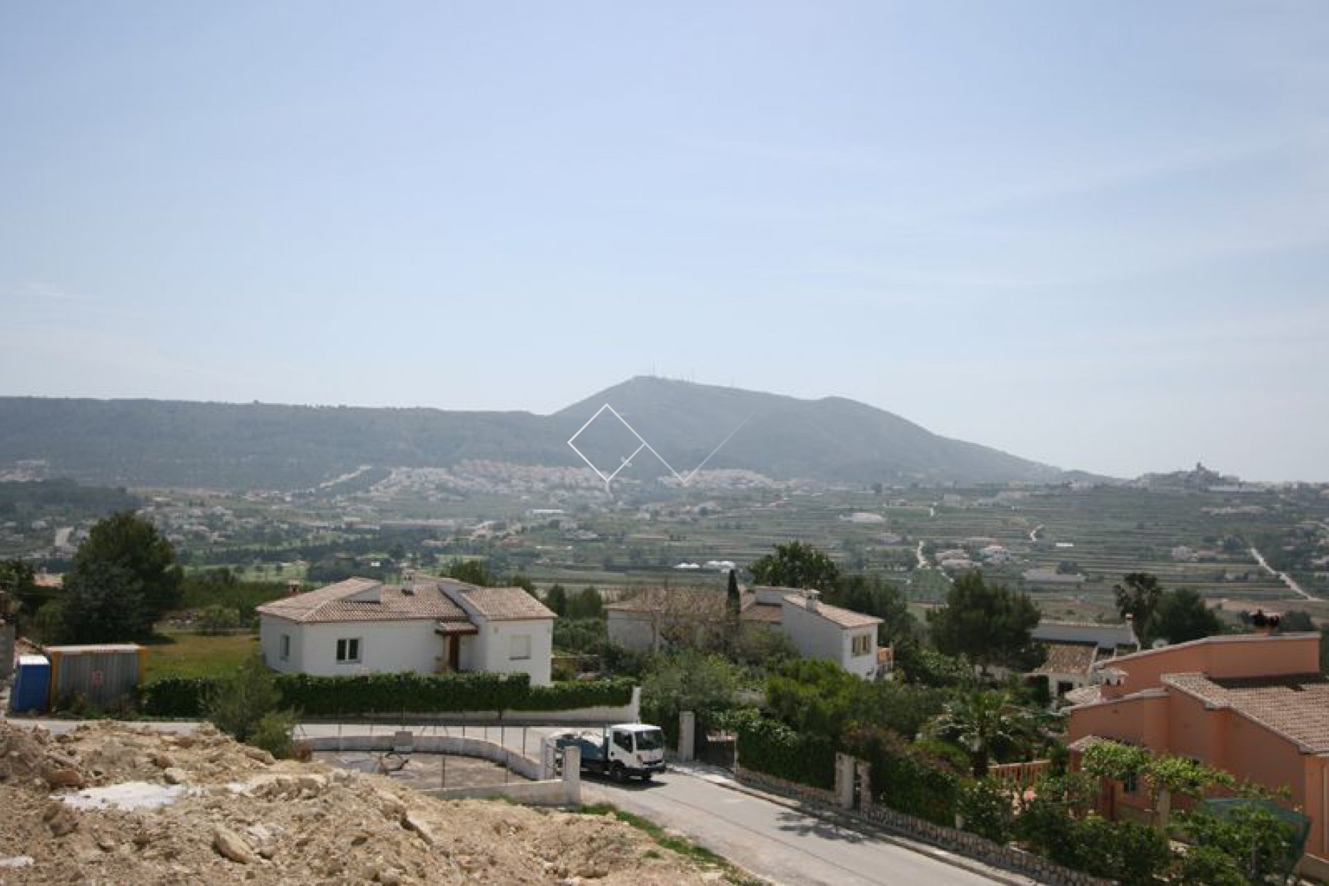 mountain views - Elegant villa for sale in Tesoro Park, Javea