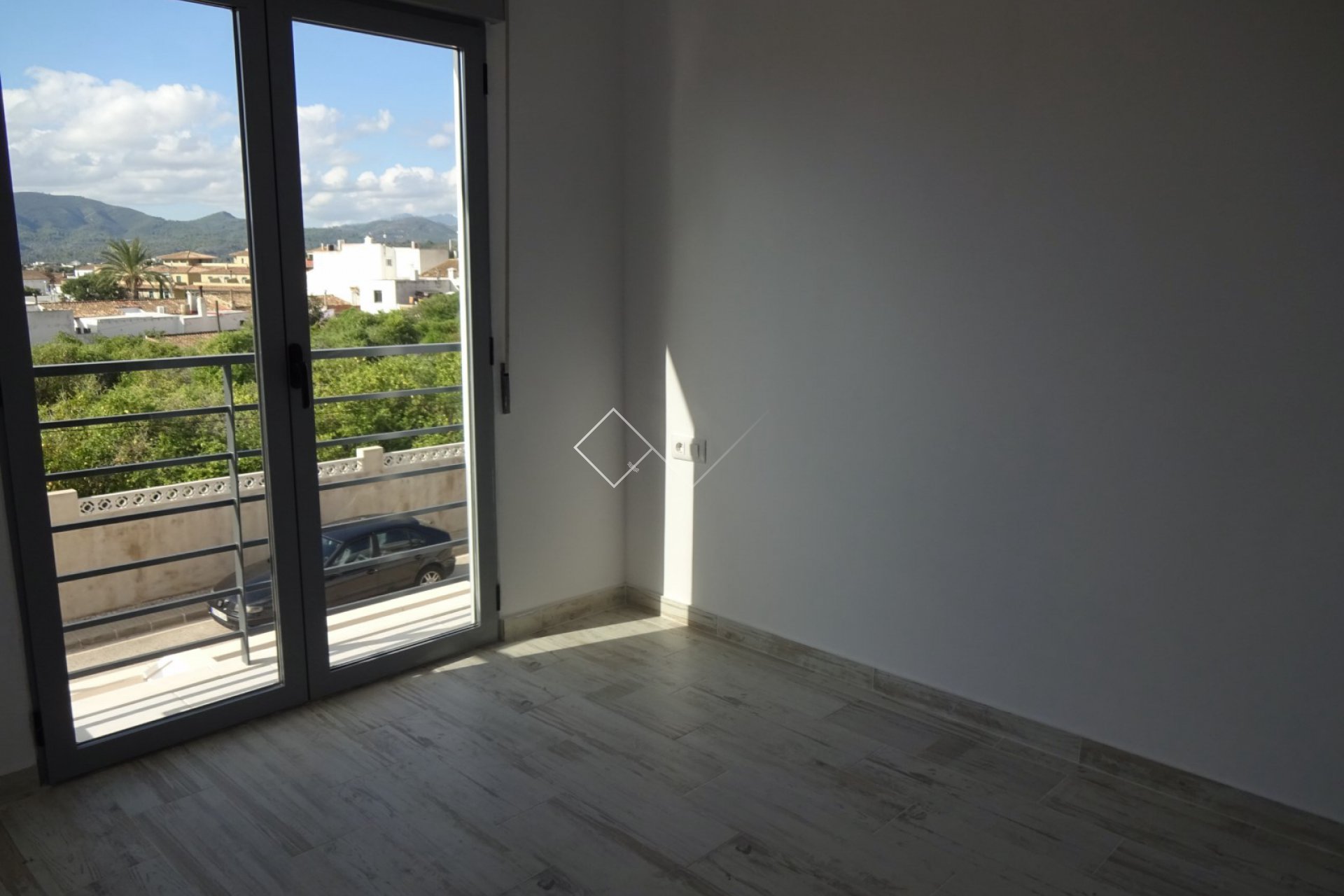 Neuf - Maison mitoyenne - Jesus Pobre