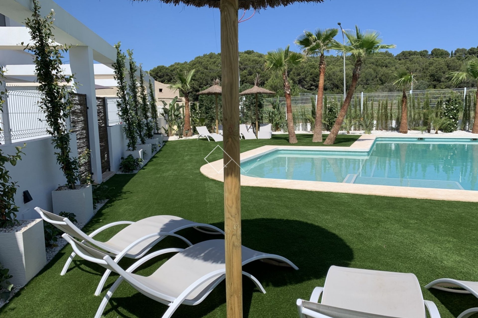 Neuf - Maison mitoyenne - Jesus Pobre