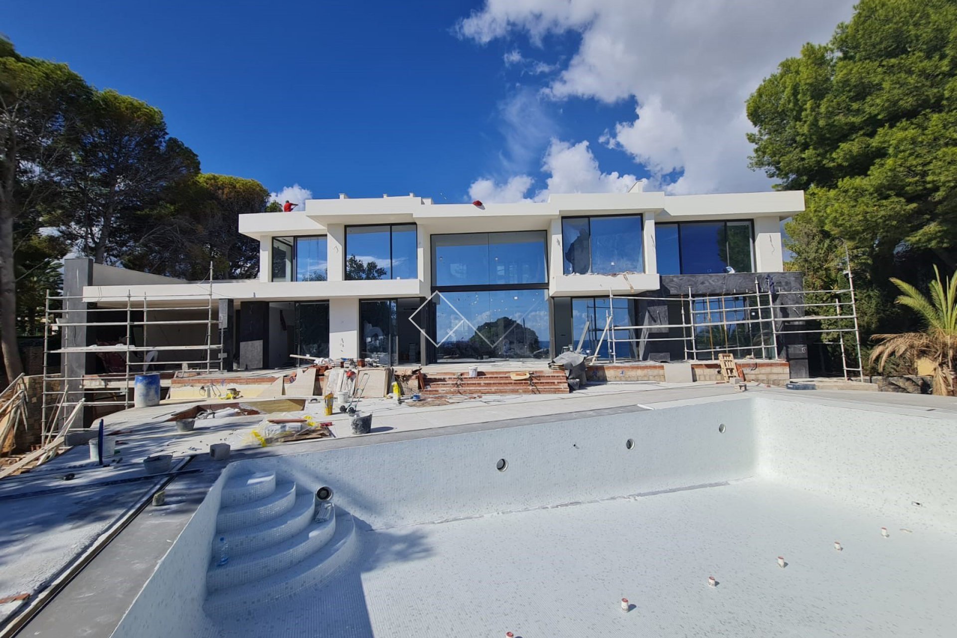 november 2021 - Indrukwekkende nieuwbouw villa, eerstelijns, met spectaculair zeezicht, Calpe