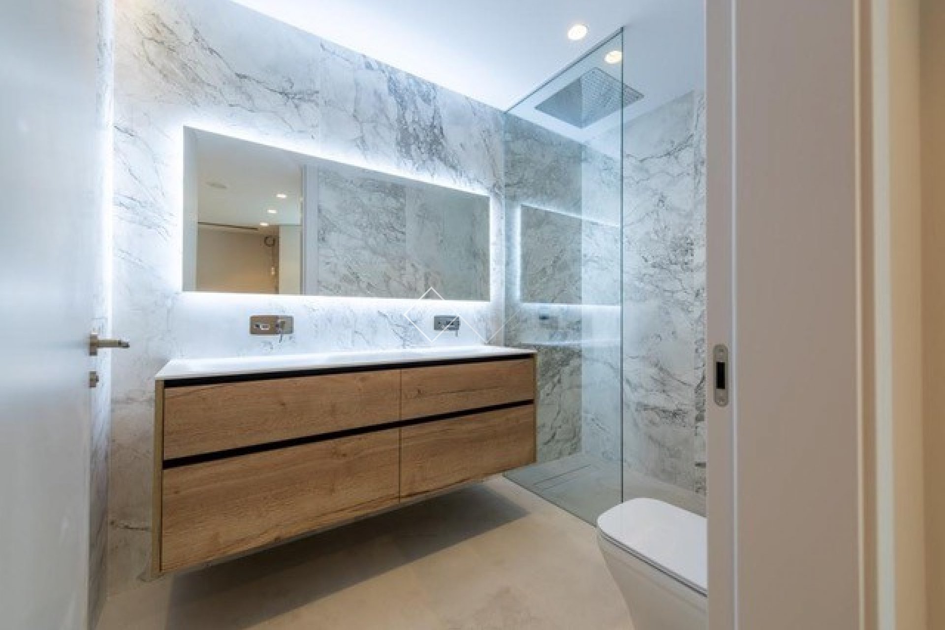 Obra nueva - Apartamento / Piso - Benidorm - Poniente Beach