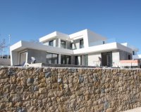 onder constructie - Moderne villa te koop in Calpe met open zicht