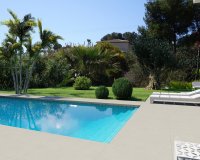 piscina - villa de diseño moderno en venta en Moraira