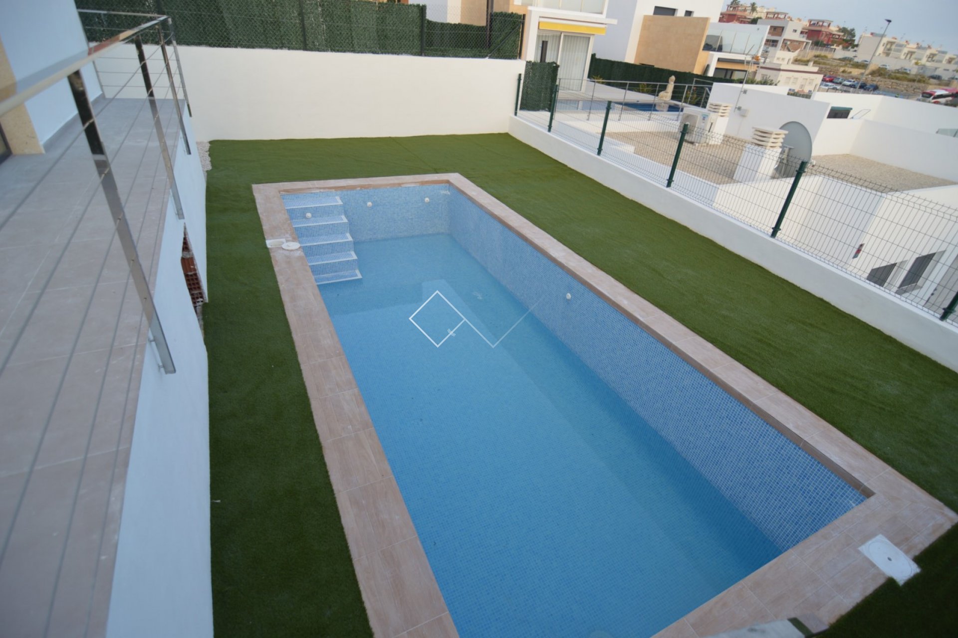 piscine - Nouvelle villa moderne à Finestrat