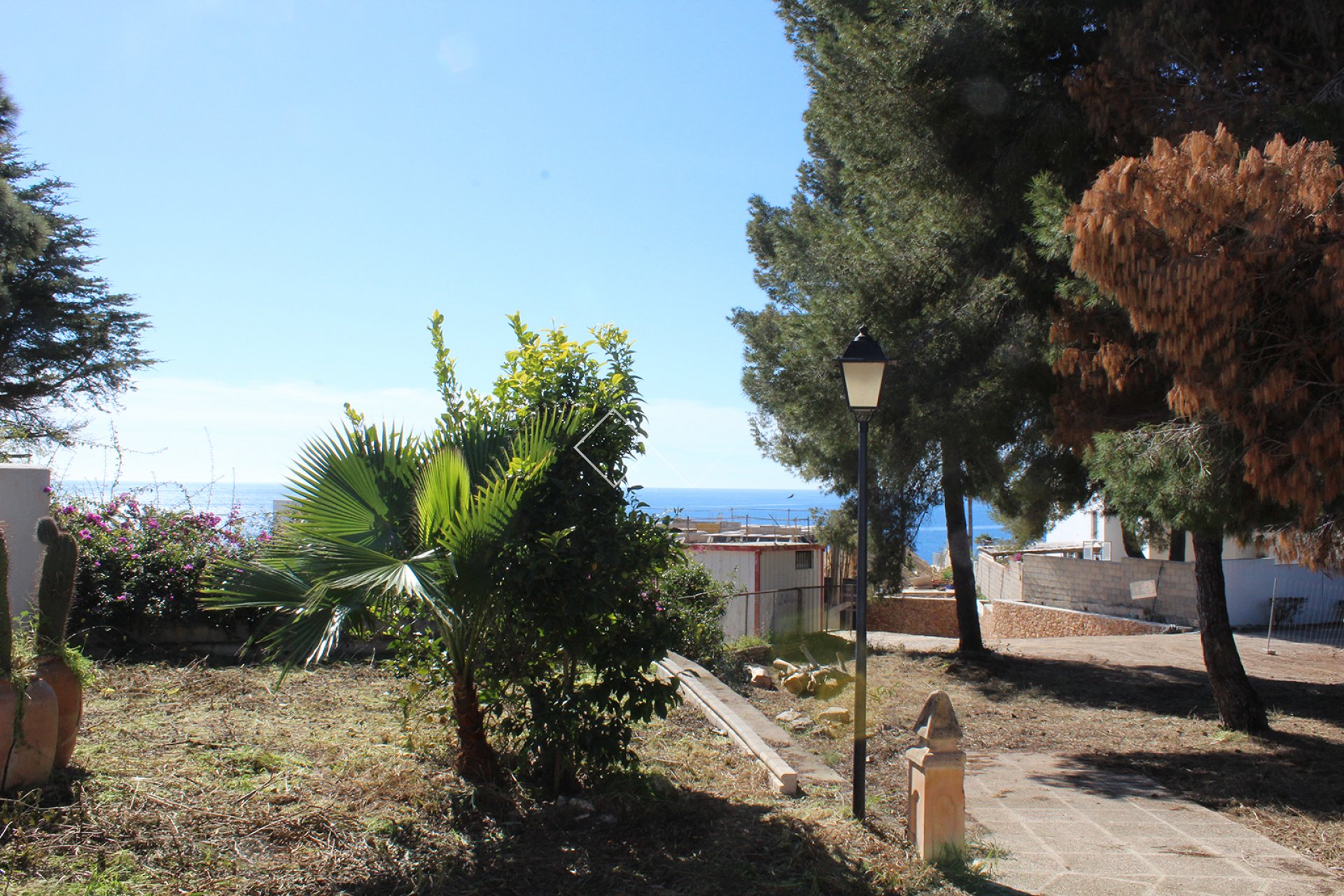 Pla del Mar - Meerblick-Grundstück in Moraira zu verkaufen