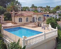 Pleasant villa with sea views for sale in Benissa