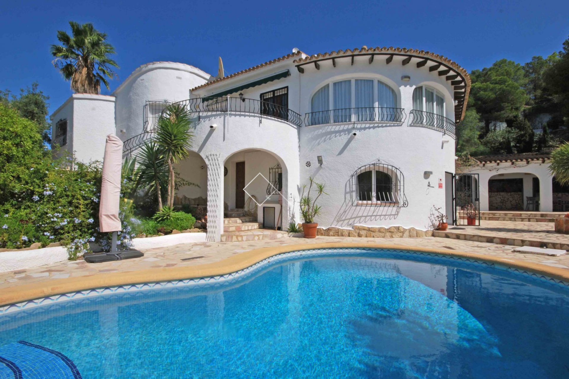 Prachtige villa te koop in Villotel, Moraira