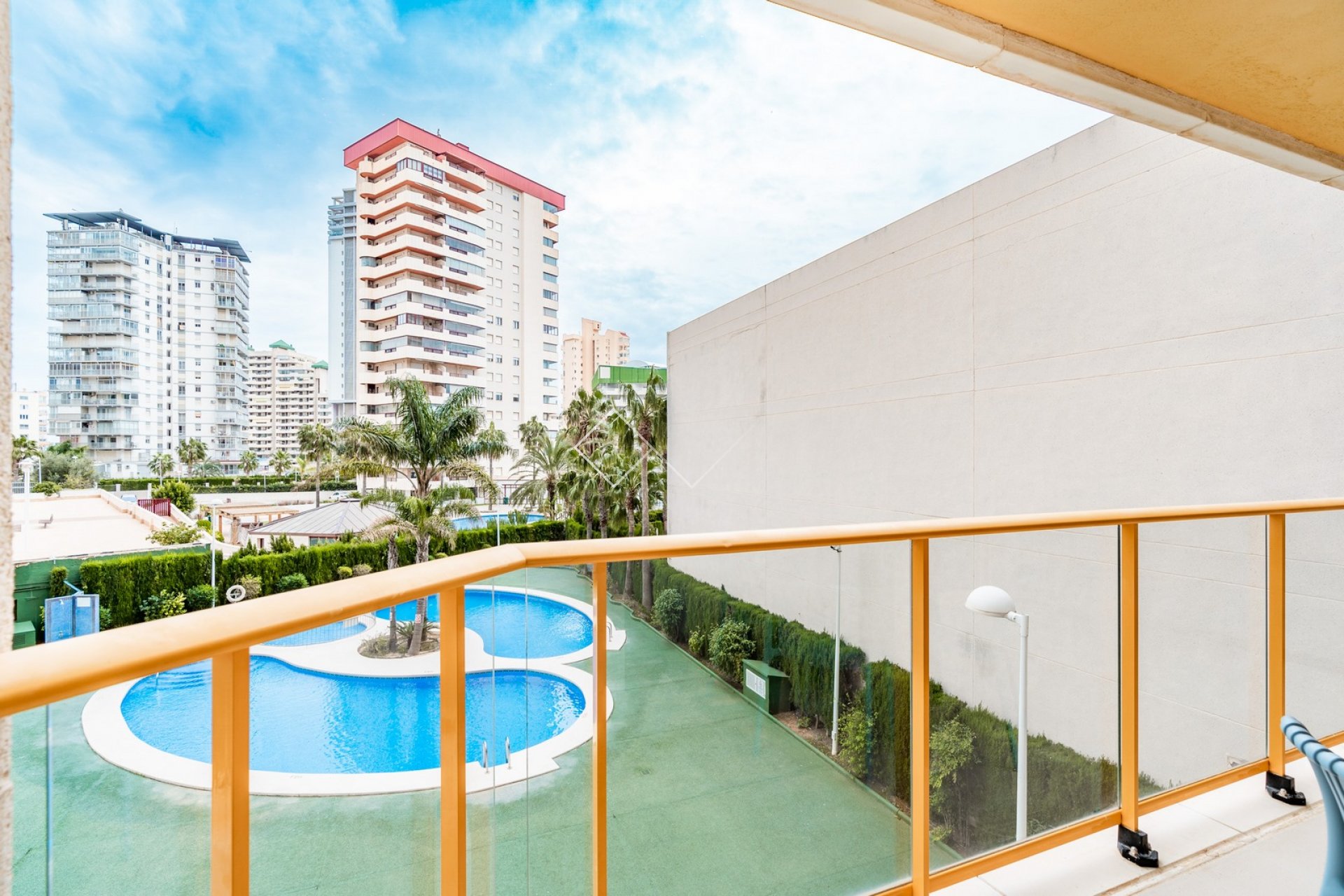 Resale - Apartment / Flat - Calpe - Playa la Fossa