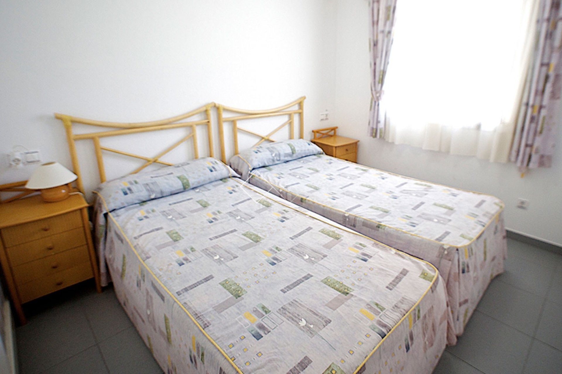 Resale - Apartment / Flat - Calpe - Playa la Fossa