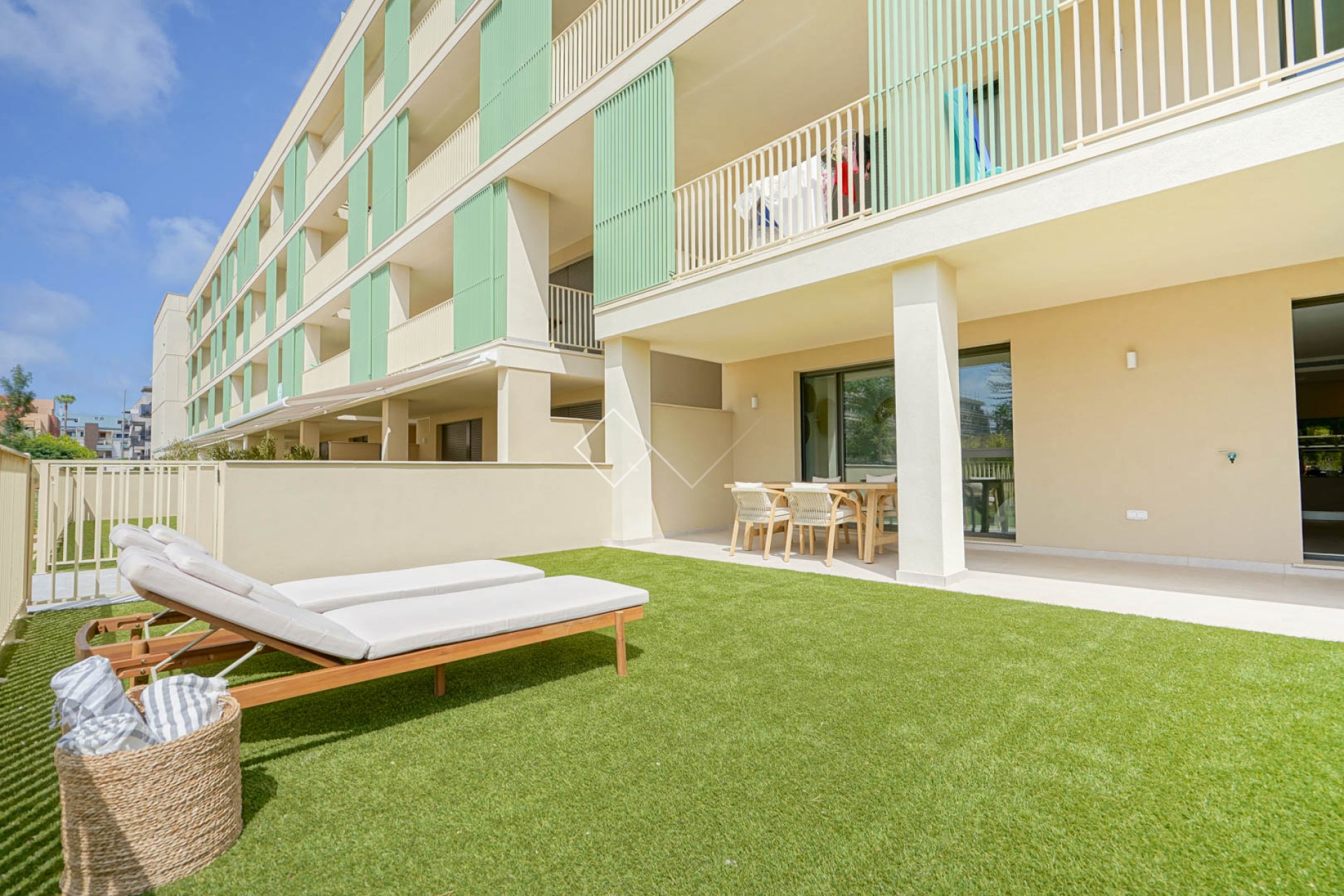 Resale - Apartment / Flat - Denia - Port