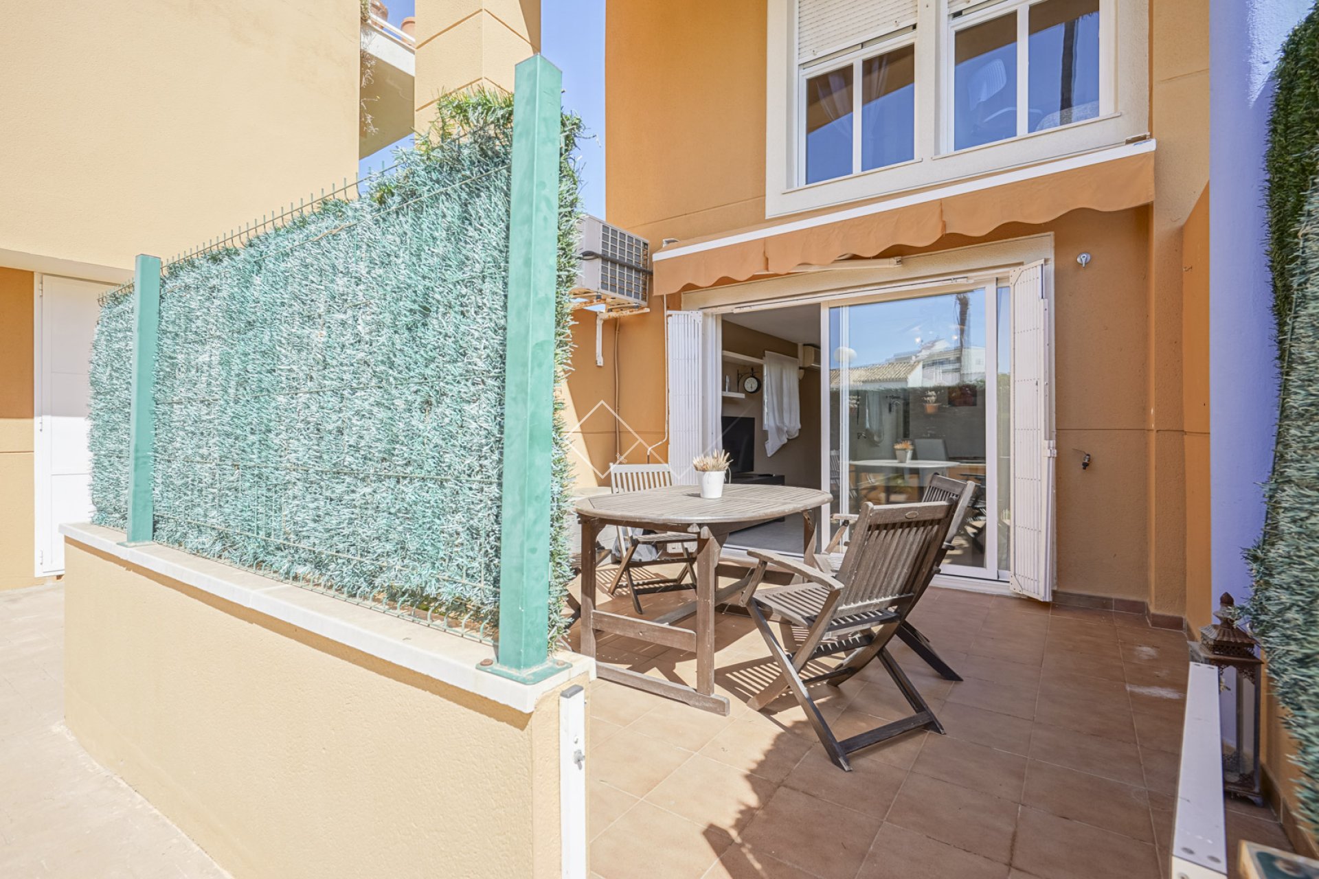 Resale - Apartment / Flat - Javea - Cala Blanca