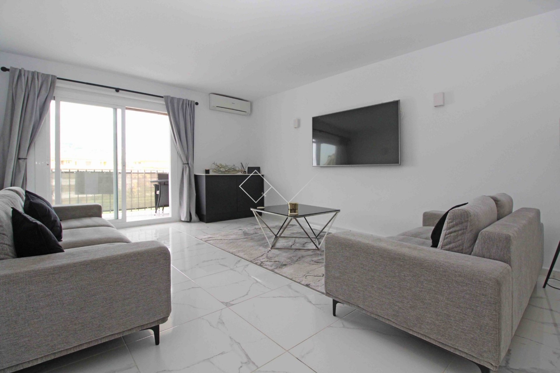 Resale - Apartment / Flat - Moraira - Centre