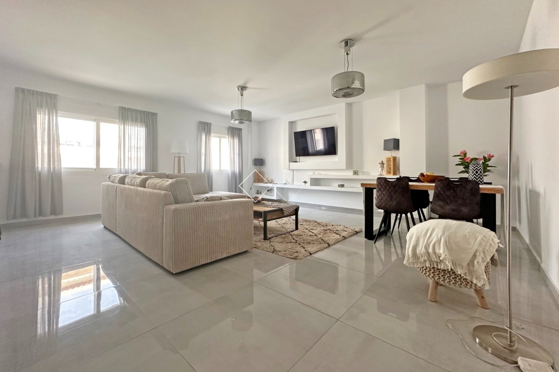 Resale - Apartment / Flat - Teulada