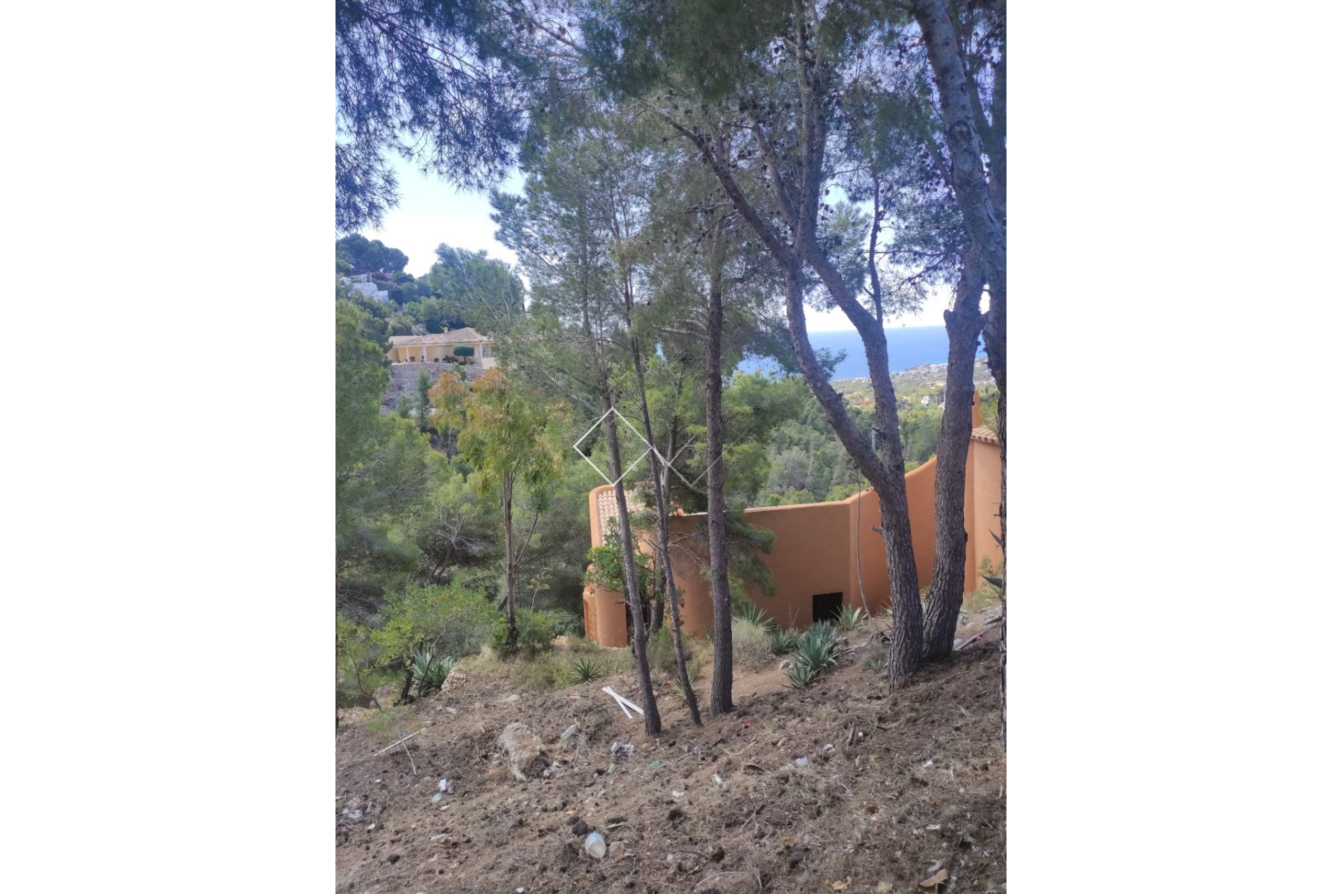 Resale - Villa - Altea