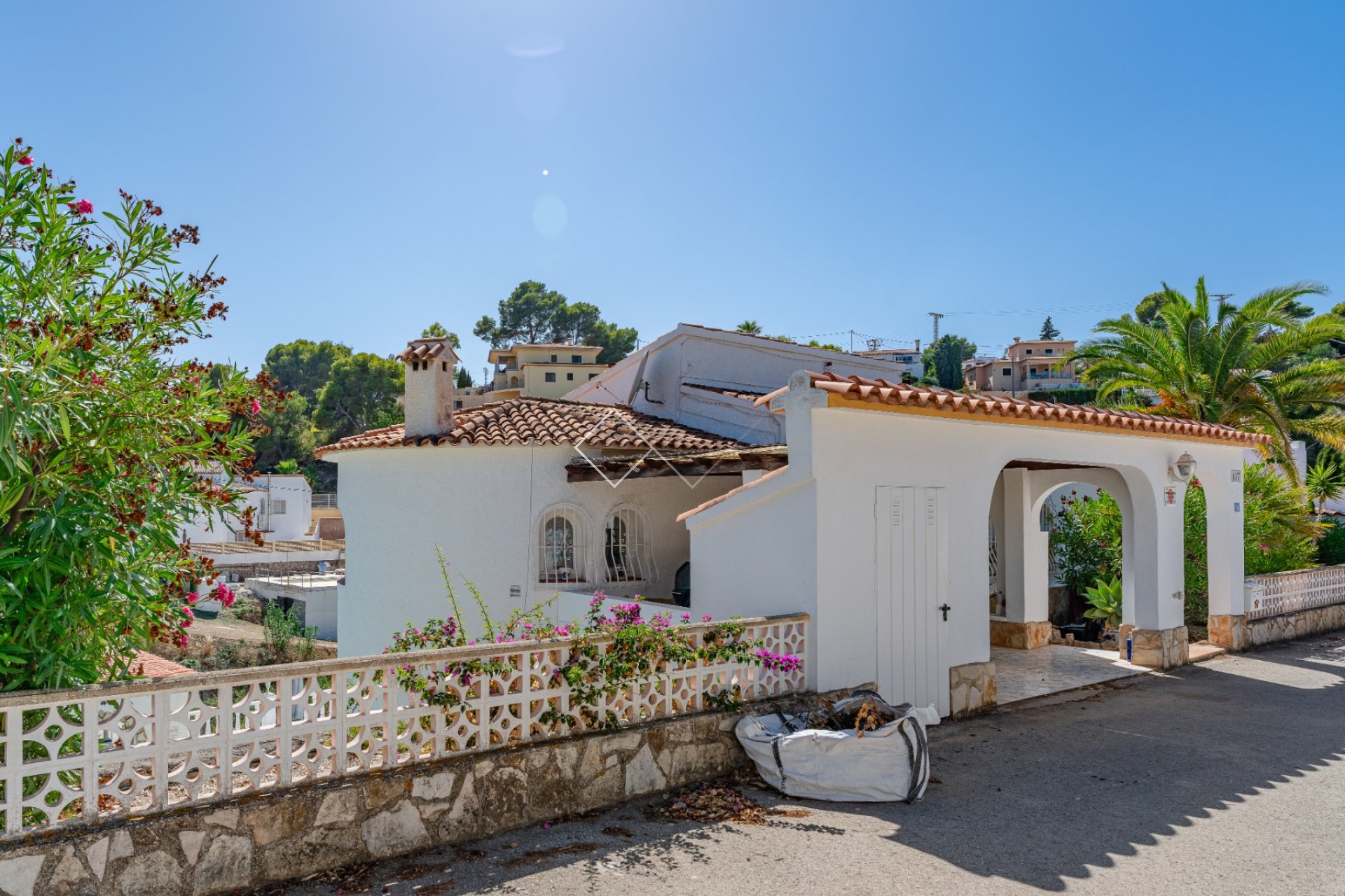 Resale - Villa - Benissa costa - Baladrar